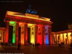 Illuminiertes Brandenburger Tor zum beim Lichter-Festival in Berlin Berlin Brandenburger Tor illuminiert zum Lichter-Festival 2008